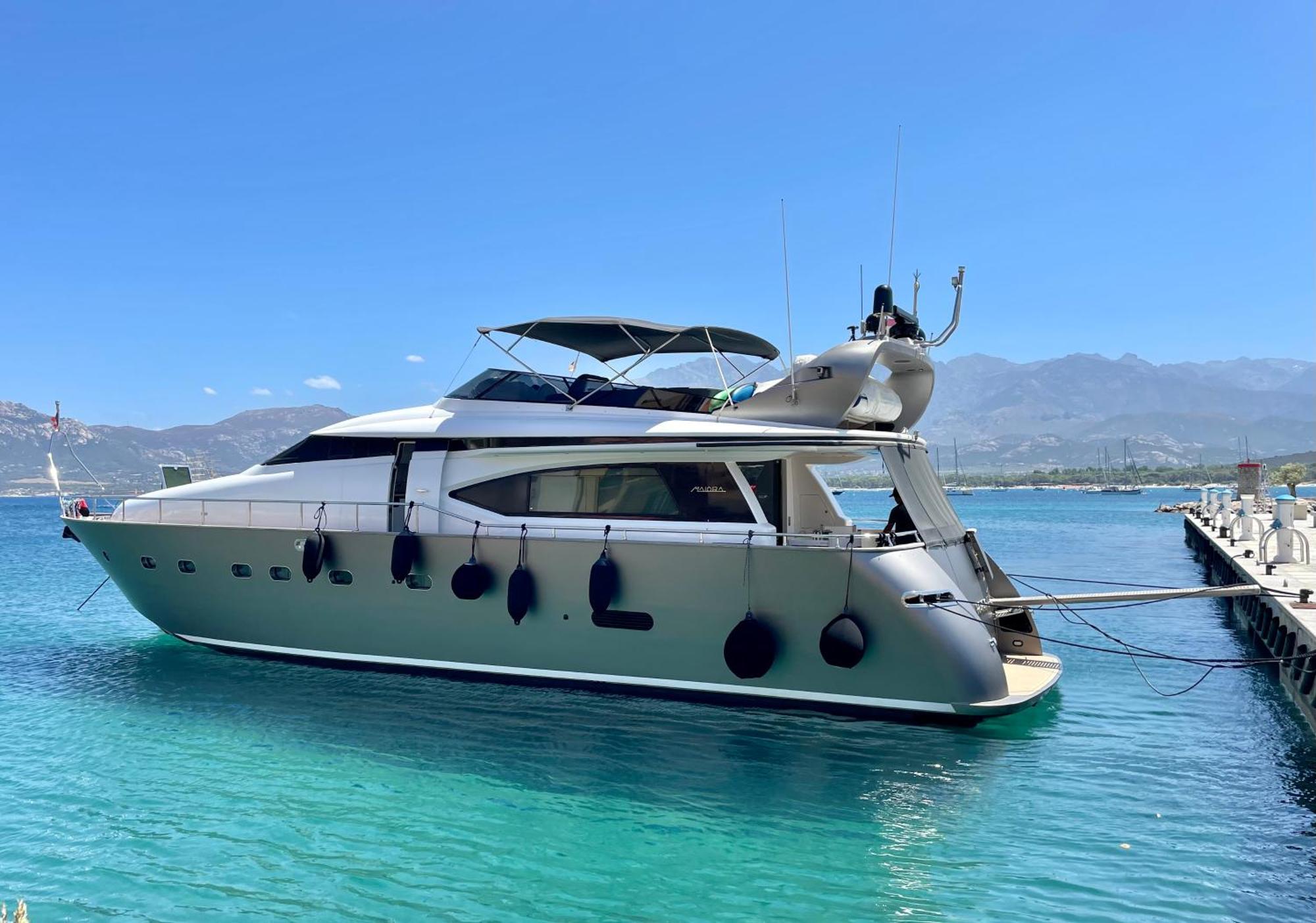 Motoryacht 21 Avec Equipage Hotel Барселона Екстериор снимка